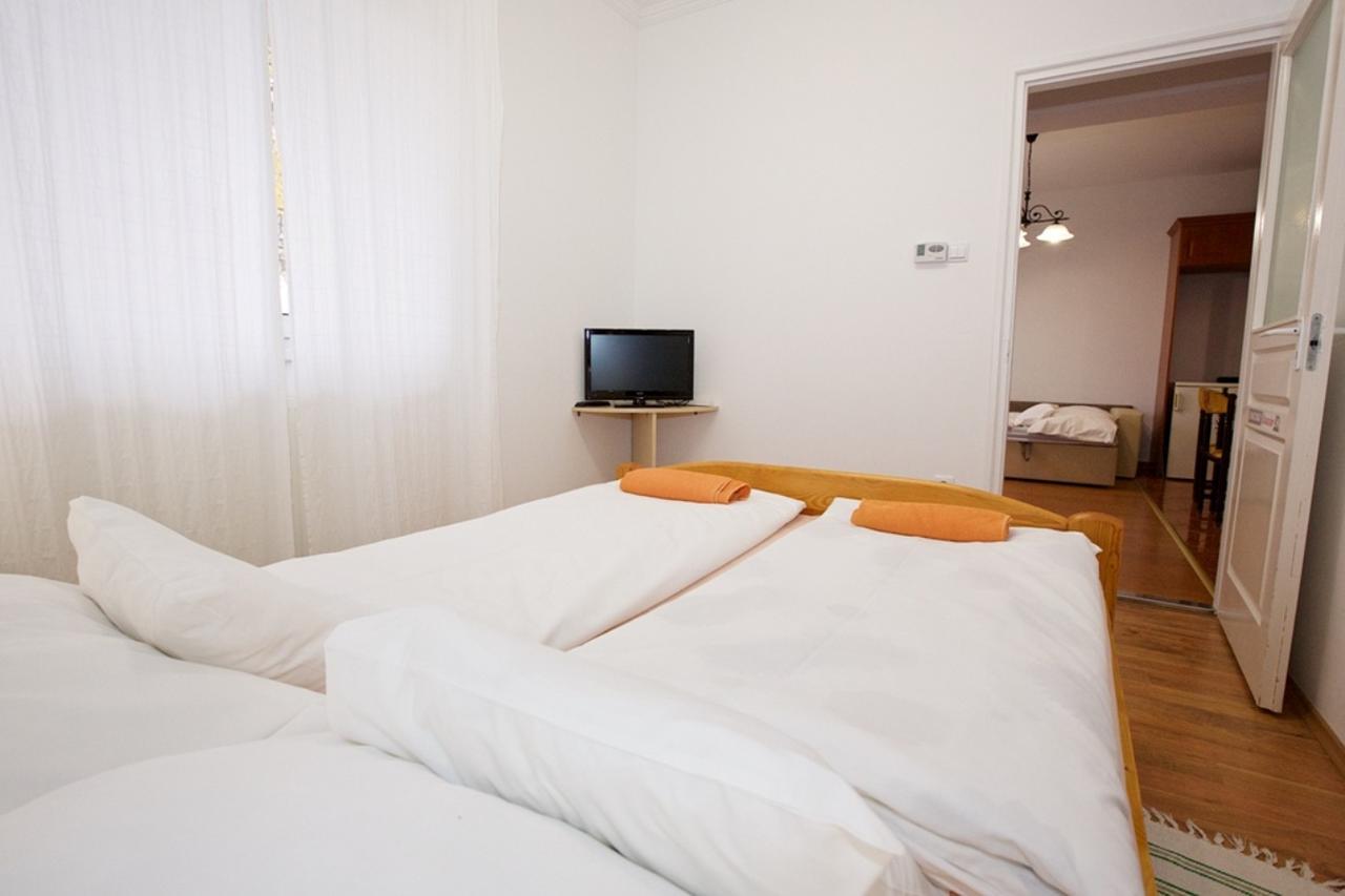 Zoli Apartmanok-Anita Koelcsey 34-36 Hajdúszoboszló Екстериор снимка